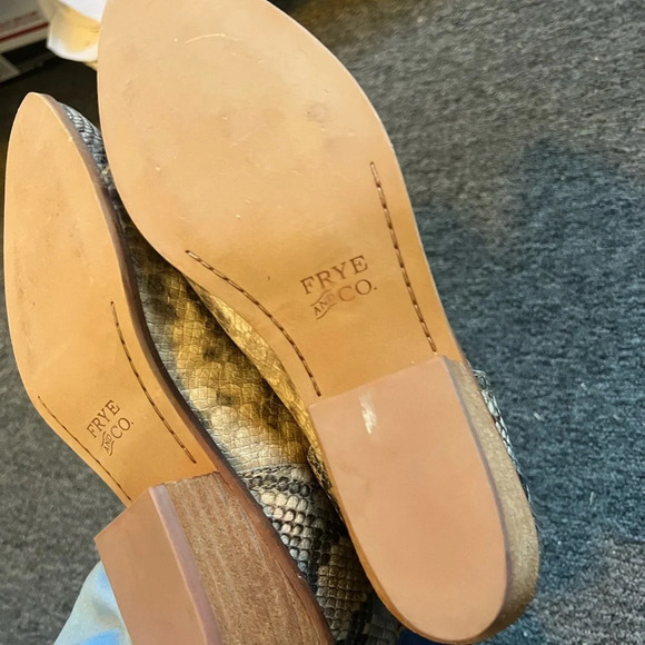 Frye Snakeskin Mules Boots, size 7.5 - Picture 7 of 9